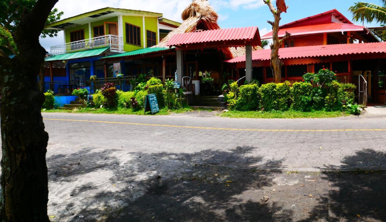 Hotel Restaurante Los Cocos Santa Cruz Bagian luar foto